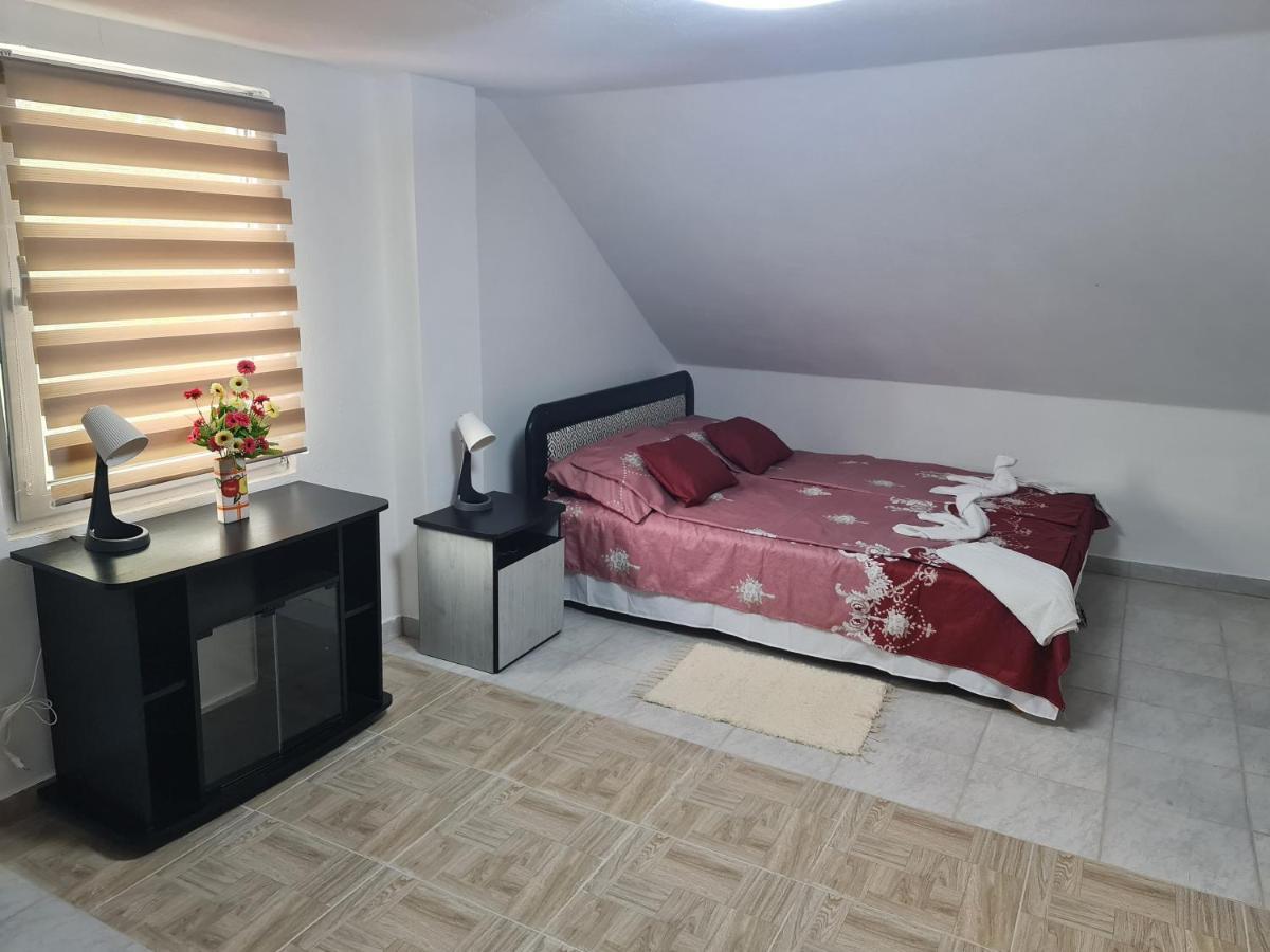 شقة Hobby Vendeghaz كيشكونمايشا المظهر الخارجي الصورة